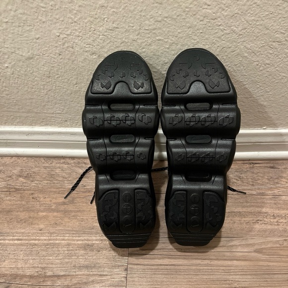 New Nike Flyknit Bloom 'Black Metallic Silver' FD2149-004 Women's Size 11 - Picture 6 of 7